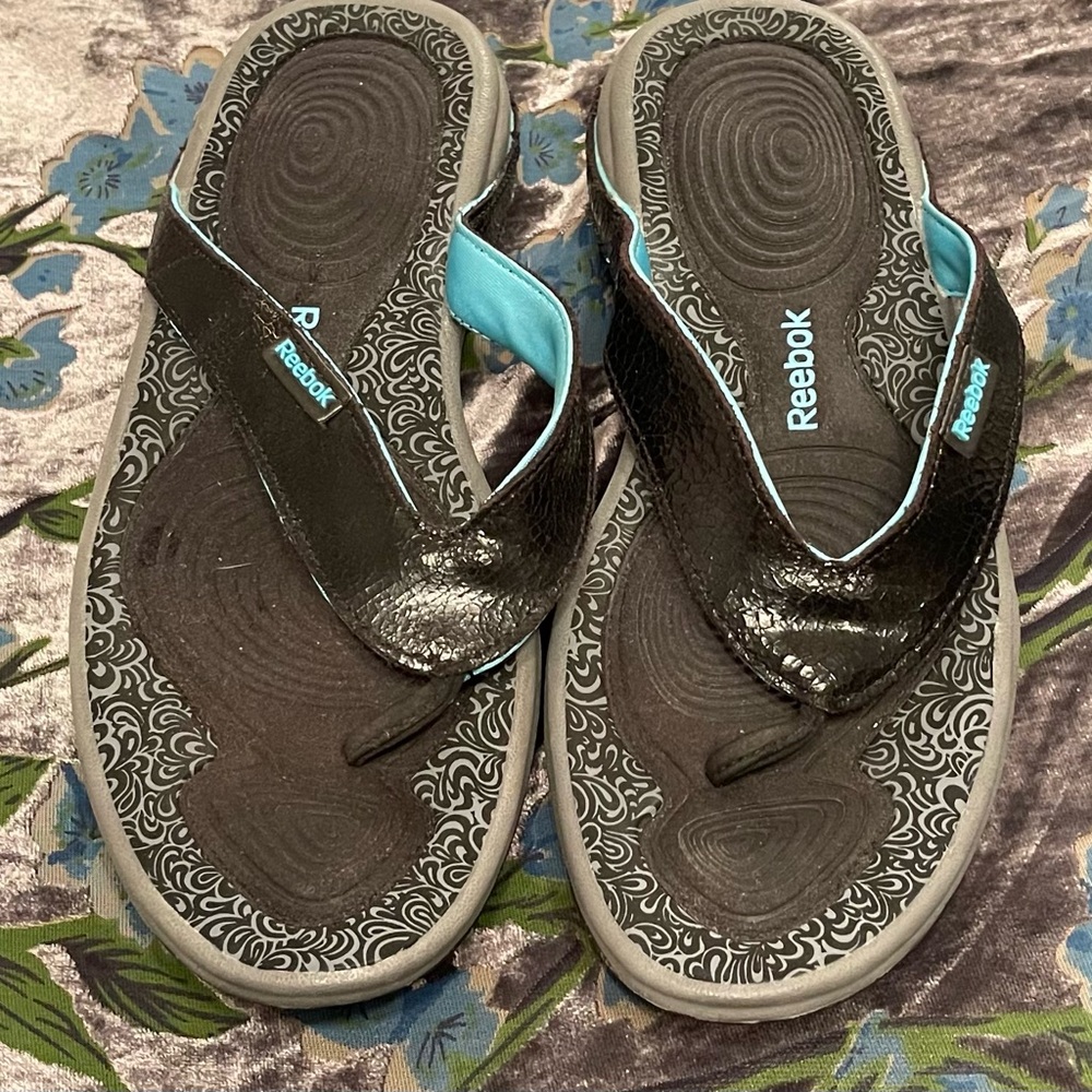 Reebok Black and Teal Women's Flip Flops